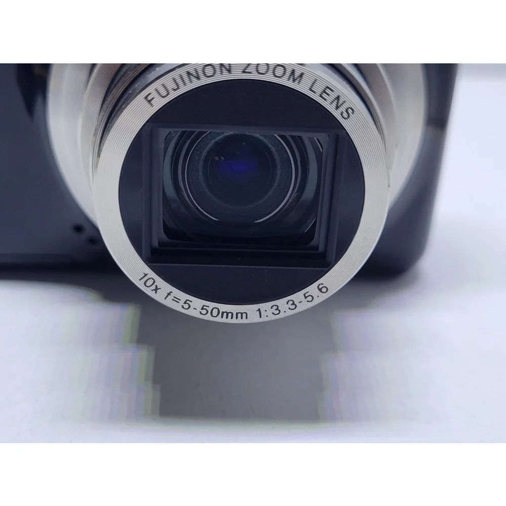 FujiFilm FinePix F72EXR F-5.50mm 10x Optical Zoom Digital Camera No. 9DA33692
